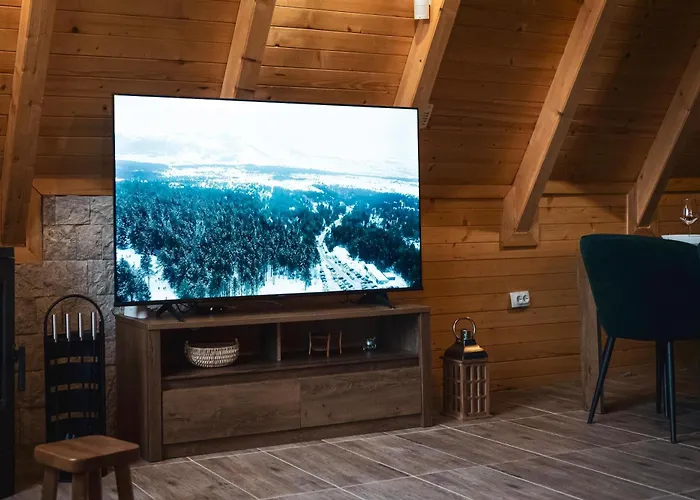 木屋 House former Sunan airport